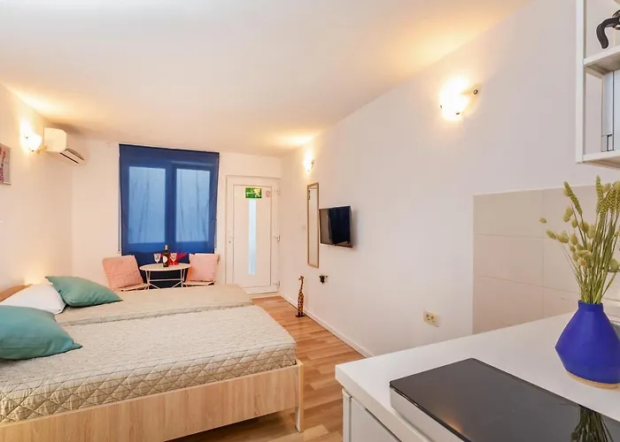 Bis Studio Apartment 3